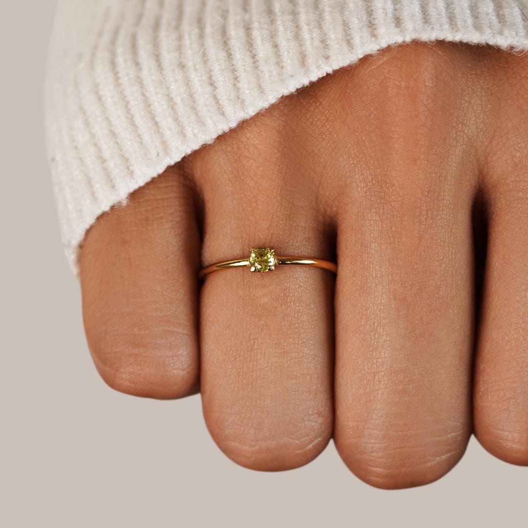 Anillos con piedras según el mes de nacimiento
