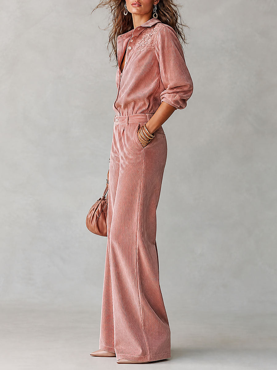 Conjunto boho de camisa de pana con encaje y pantalón ancho