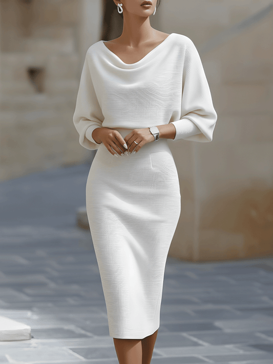 Cantare | Vestido midi drapeado con mangas de murciélago
