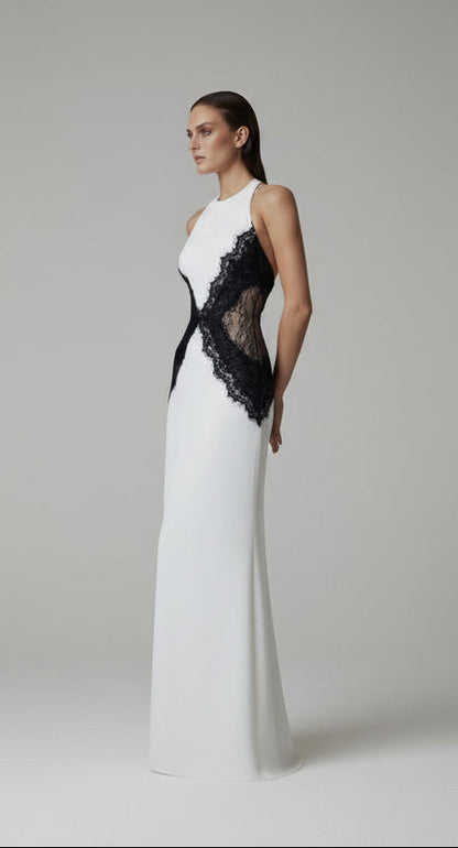 VESTIDO LARGO DE ENCAJE CON ESPALDA ABIERTA