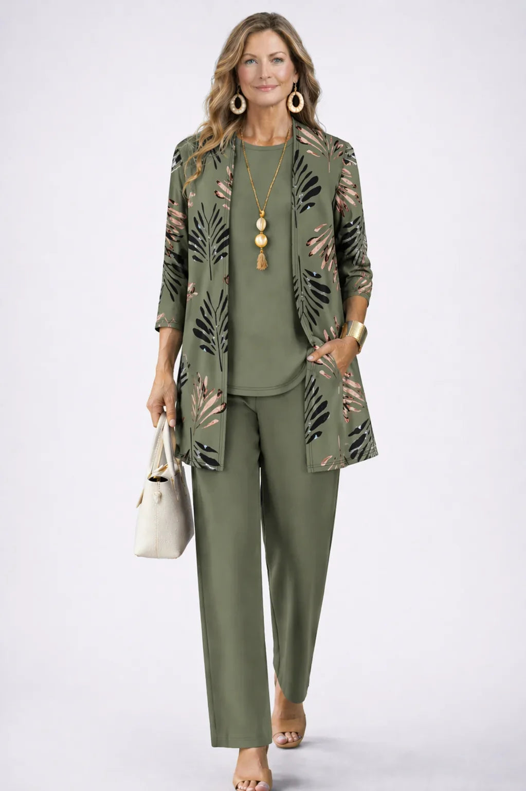 Conjunto de Tres Piezas · Carmen