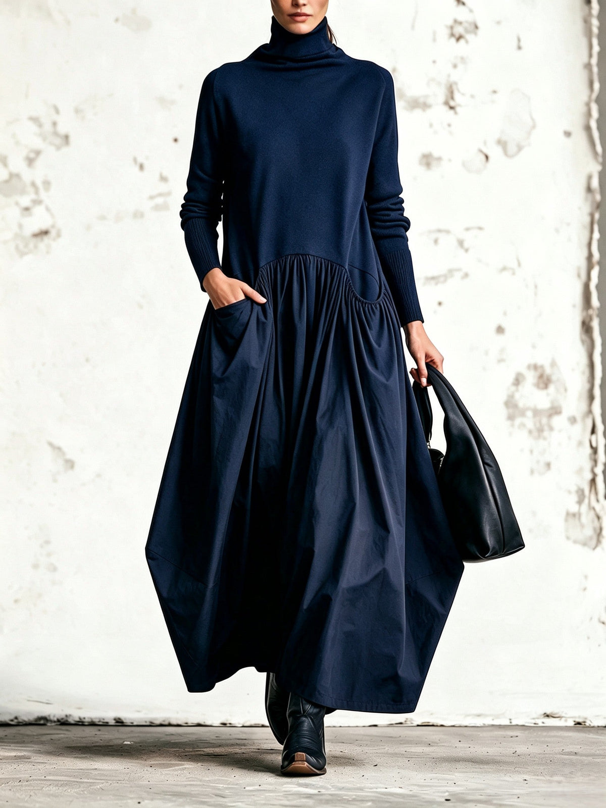 Ana | Vestido maxi oversize negro con cuello alto y bolsillos
