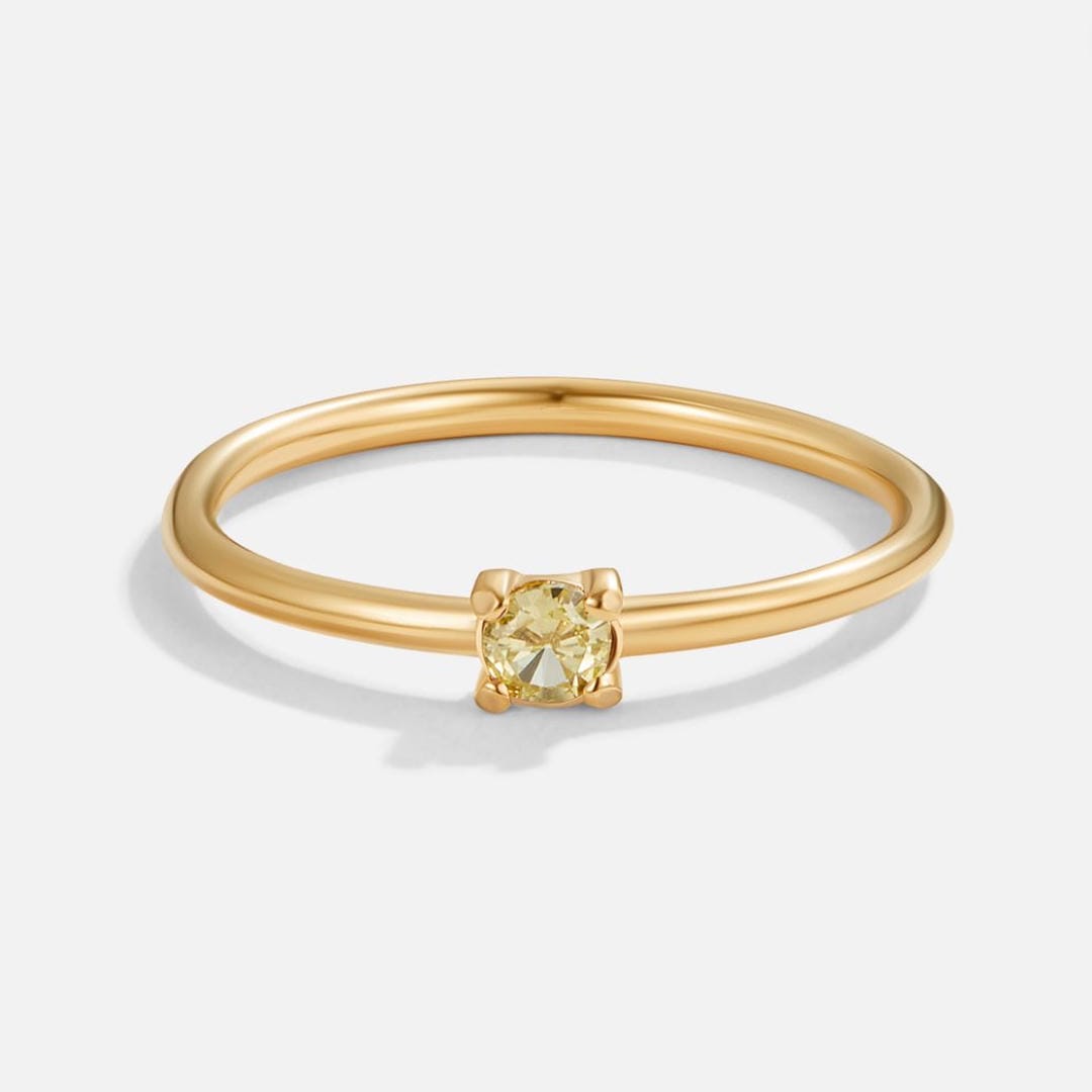 Anillos con piedras según el mes de nacimiento