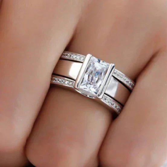 Anillo antiguo con cristal engastado | Oro Blanco