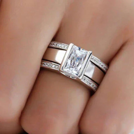 Anillo antiguo con cristal engastado | Oro Blanco
